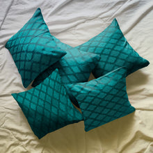 Load image into Gallery viewer, Rayna Decor Jacquard Velvet Cushion Covers for Living Room,16x16 Inches, Set of 5,Teal-1
